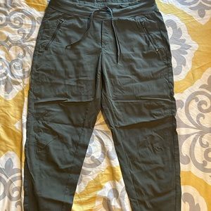 Athleta Trekkie North Jogger